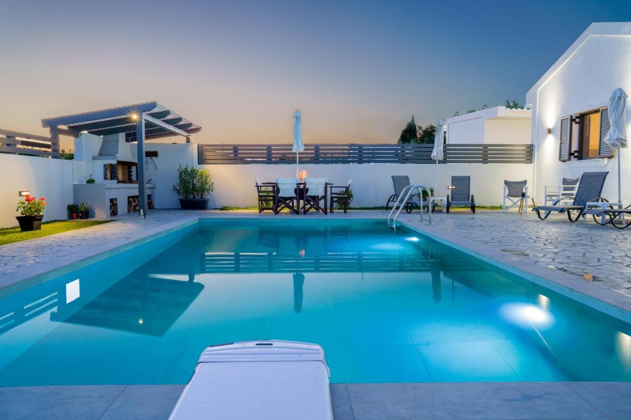 Bluewind Villa Sarakinádhon Buitenkant foto