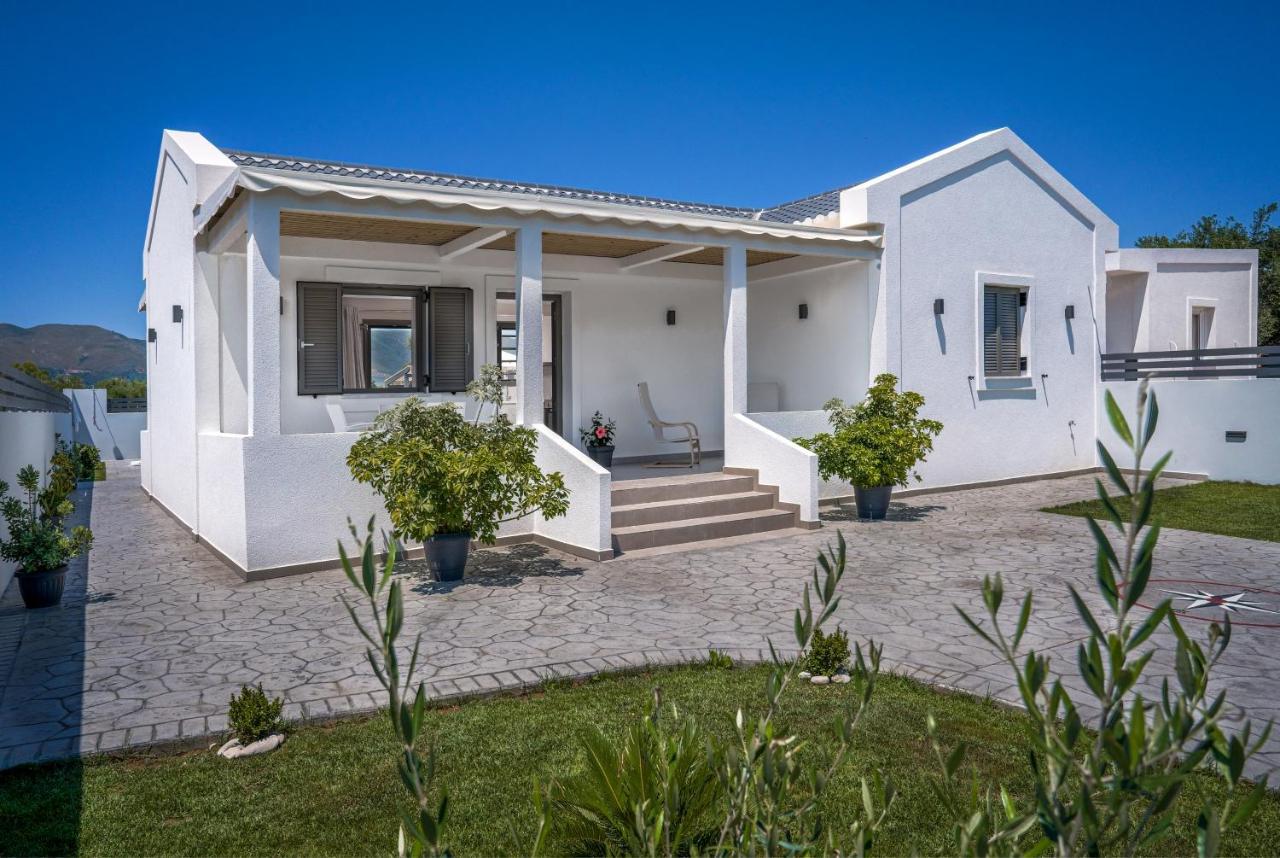 Bluewind Villa Sarakinádhon Buitenkant foto